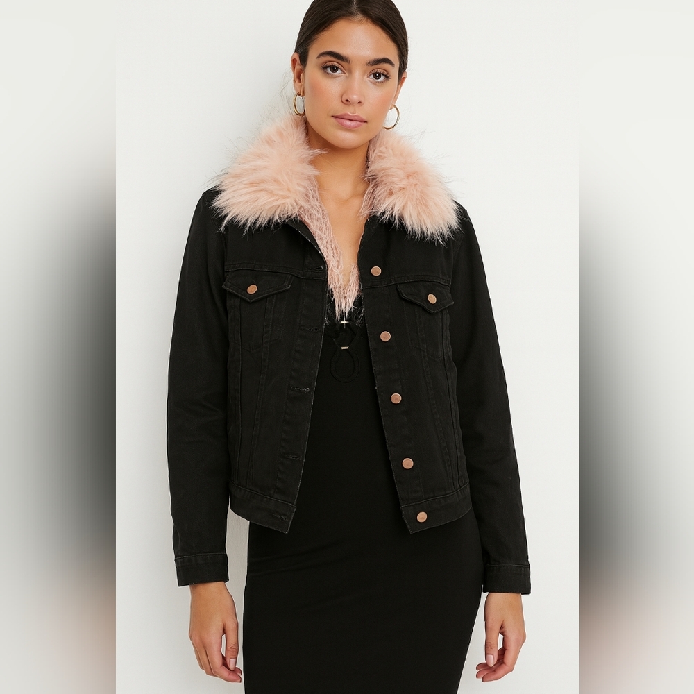 SHACI, Black Jean Jacket Removable fur collar, Size  XS Boho